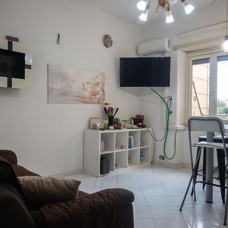 Cerroni'S Corner Apartment Rome Bagian luar foto