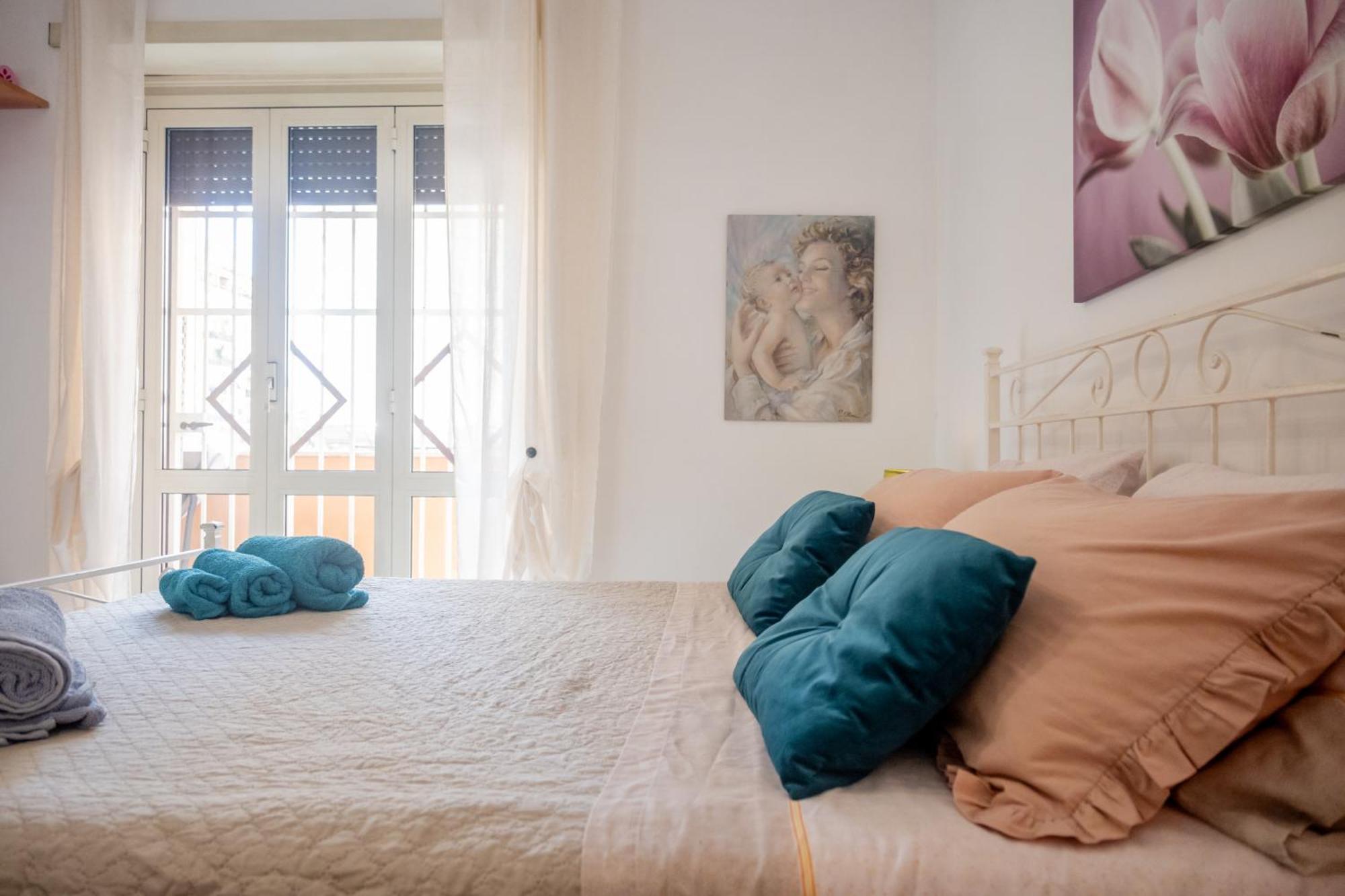 Cerroni'S Corner Apartment Rome Bagian luar foto